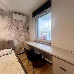 Przytulny 9 - Spokojny, Check-in, Parking شقة رشيشوف