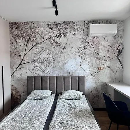 Przytulny 9 - Spokojny, Check-in, Parking Rzeszow